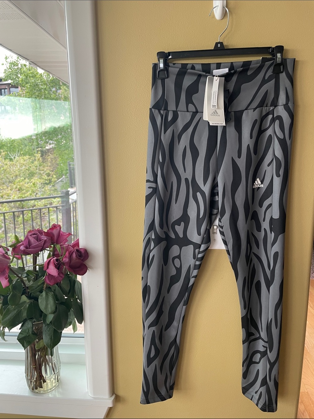 NWT adidas Black & Gray Zebra-Print High-Rise Leggings